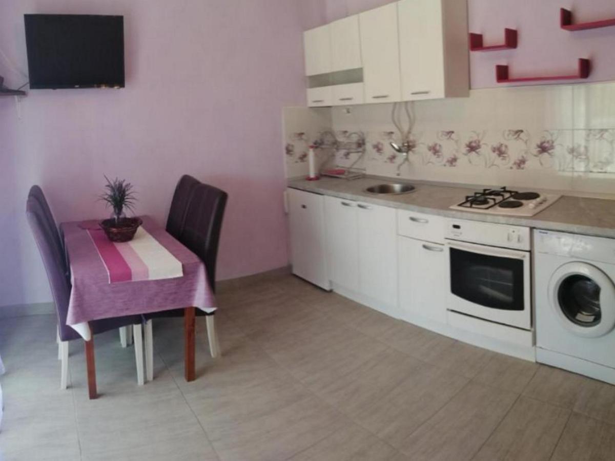 וויס Apartments Katarina מראה חיצוני תמונה